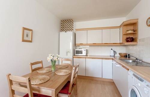 West End Apartment | Serene Dean Path Apartment by the Water of Leith