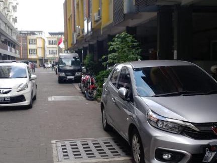 Bandung Apartment | Budget-Friendly Deballa Property with Pool & Pet Amenities