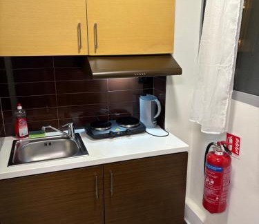 Vardaris Apartment | Family-Friendly Stay at Debbies Rooms 8, Rated 9.5/10