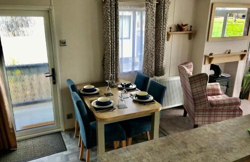 Forfar Ski Chalet | Debran Lodge