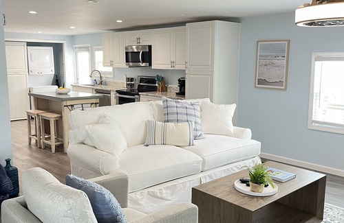 Homosassa House | Serene Home on the Homosassa River with Breakfast Access