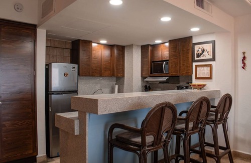 Marina Vallarta Condo | Unforgettable Ocean Views from 8th Floor with Pools