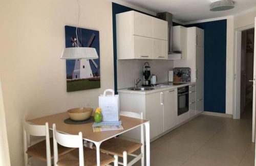 Niendorf/Ostsee House | Modern Retreat at Deck 1: Family-Friendly Getaway