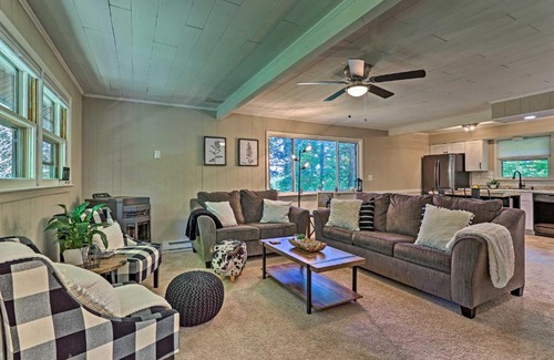 East Stroudsburg House | Pet-Friendly East Stroudsburg Home with Deck & Gas Grill
