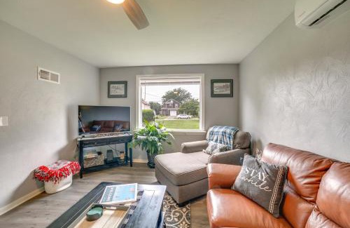 Natrona Heights House | Cozy Natrona Heights Vacation Rental with Lovely Deck!