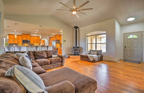 Pueblo West House | Ideal Pueblo West Home with Deck Near Scenic Reservoir