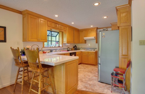 Jones Mills House | Scenic Lakefront Retreat with Deck, Dock & Top Amenities