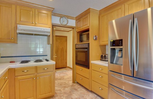 Jones Mills House | Scenic Lakefront Retreat with Deck, Dock & Top Amenities