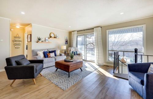 Jay House | Perfect Lakefront Oklahoma Retreat with Deck and Fire Pit