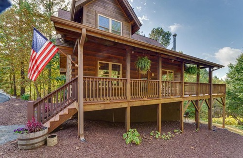 Bostic House | Idyllic Blue Ridge Mountain Cabin with Deck and Fire Pit