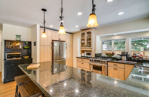 Lower Kingsbury House | Tranquil Nevada Getaway with Hot Tub and Grilling Deck