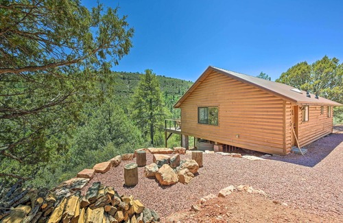 Payson Cottage | Serene Payson Cabin with Deck & Unmatched Mogollon Rim Views