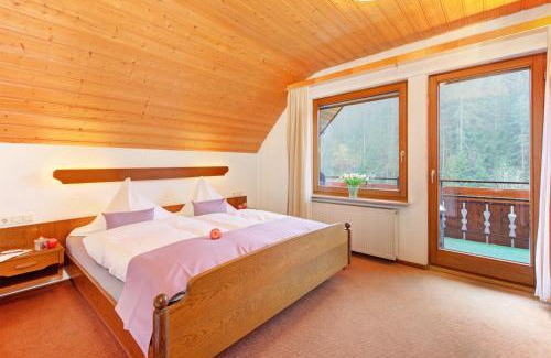 Kalberbronn Hotel | Eco-Friendly Getaway at Decker's Bio Hotel zum Lamm