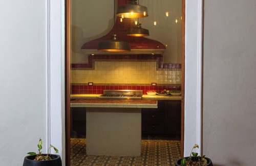Centro Hotel | Experience Decu Downtown: 5-Star Stay with Spa & Pool