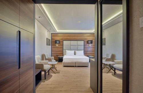Haliliye Hotel | Discover Dedeman Sanliurfa: A 5-Star Oasis with a Pool