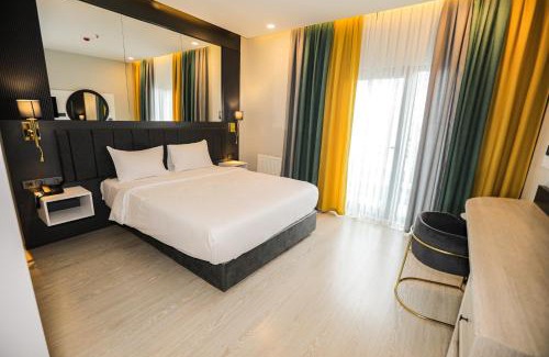Edremit Hotel | Experience Dedeman Van Resort & Aquapark: 5-Star Oasis