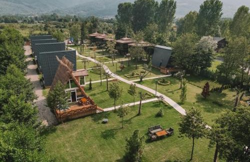 Kartepe Hotel | Experience Dedeman Village Sapanca: Pet-Friendly Retreats