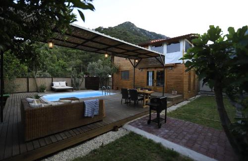 Adrasan Villa | Unforgettable Stay at Dedemuem Adrasan with Oceanfront Views