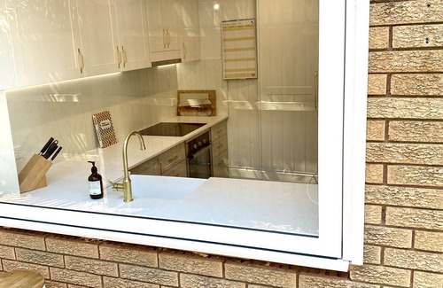 Dee Why House | Relaxing Dee Why Beach Escape for Families and Kids