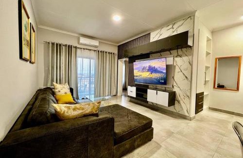 Gaborone Apartment | Oceanfront DeeLops Apt 304 with Pool & Great Reviews
