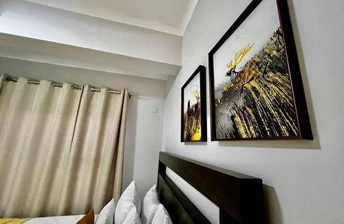Gaborone Apartment | Oceanfront DeeLops Apt 304 with Pool & Great Reviews