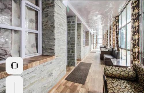 Shimla House | Pet-Friendly Deelux Cottages Inn with Top Amenities