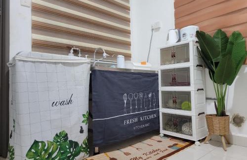 Hutan Kampung House | Discover Deen Paddy View Pool: Family-Friendly Retreat