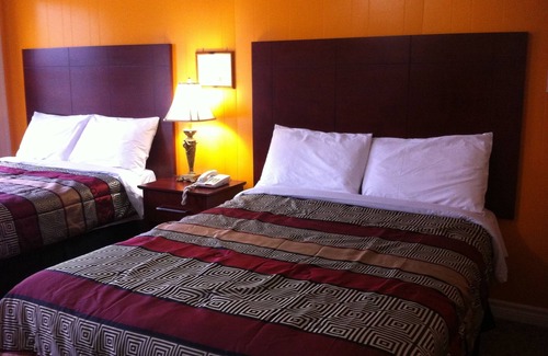 Deep River Hotel | Inviting Deep River Motel: Family Friendly with Breakfast
