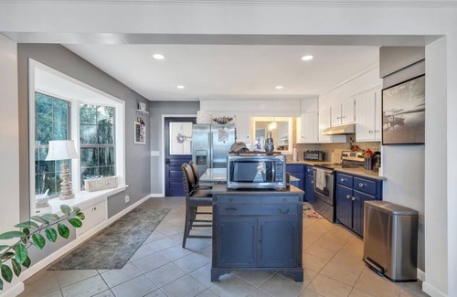 Townsend Cottage | Beautiful Deep Water Cottage on Sapelo River with Breakfast