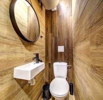 Smolyan Apartment | Relax at Deer Lake 521: Family-Friendly Pool Retreat