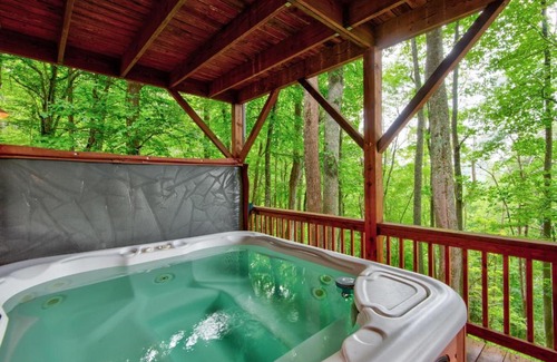 Boone House | Deer View Lodge: Family-Friendly Retreat Amid Nature