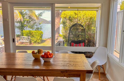 Dangar Island House | Discover Deerubbin Boat House: Oceanfront Paradise Awaits