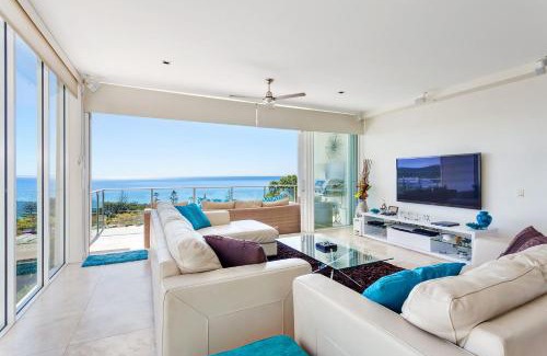 Rainbow Beach House | Family-Friendly Dees Retreat at Rainbow Beach - 9.7/10 Rating