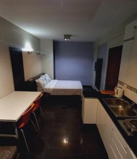 San Telmo Apartment | Cozy Defensa 1057 Home Studios: Family-Friendly Retreat