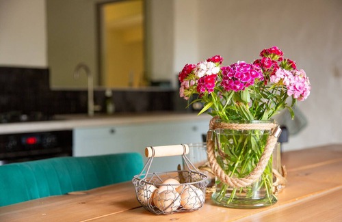 Sainte-Foy-de-Longas House | Unforgettable Deffé Dordogne: Renovated Forest Retreat