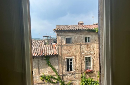 Old Town Apartment | Central Degli Oddi Penthouse Steps from the Cathedral