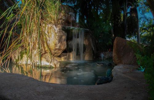 Musina House | Dei Gratia Guest House: Family-Friendly with Pool Access