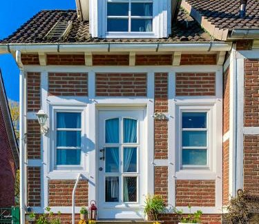 Jork House | Family-Friendly Stay at Deichkrönchen Ferienwohnung Hamburg