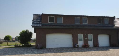 Rees Apartment | Family-Friendly Stay at Deichkrone-Rees – 4-Star Comfort