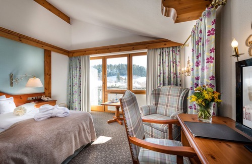 Oberstaufen Hotel | Experience Dein Engel: 4-Star Getaway with Pool & Spa
