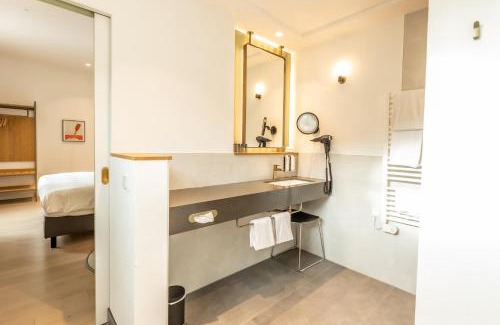 Bernkastel Hotel | Experience DEINHARD's: Oceanfront Retreat with Spa & Views