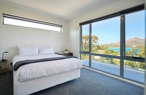 Coles Bay House | Deja Blue 1 - Freycinet