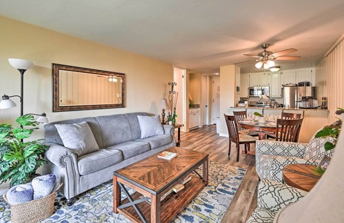 Townsite Condo | Deja Blue: Beachfront Condo with Pools & Spa Amenities