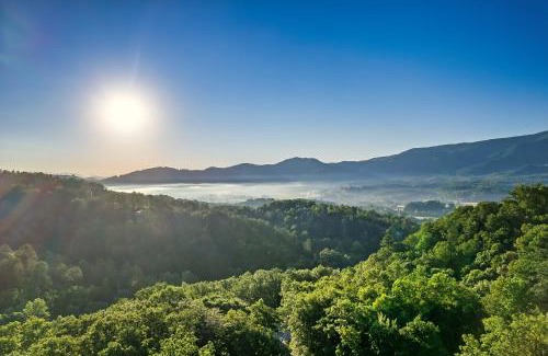 Gatlinburg - Pigeon Forge House | Deja View Mountain Cabin: Family Getaway with Hot Tub & Pet Friendly