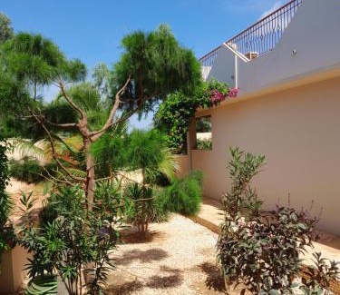 Toubab Dialao House | Peaceful Retreat at DEKK JAMM with Oceanfront Views