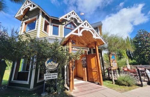 El Calafate Hotel | Discover Del Glaciar Libertador: Family-Friendly Retreat