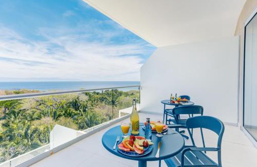 Punta de Mita Apartment | Exceptional Del Mar Bolongo 310 F2 with Oceanfront Views