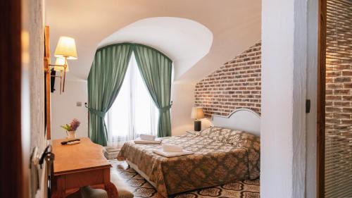 Oludeniz City Center Hotel | del Mare Hotel Ölüdeniz
