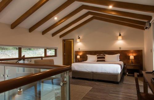 Ollantaytambo Hotel | Elegant Del Pilar Ollantaytambo: 5-Star Stay with Pool