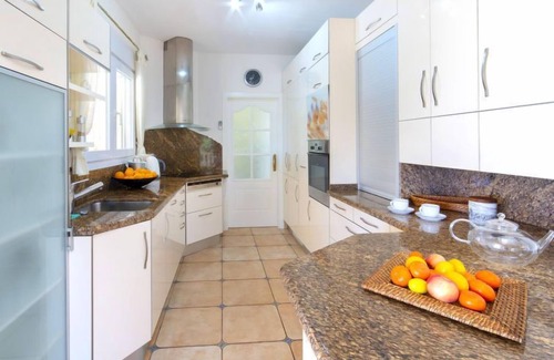 Calpe House | Unforgettable Del Pozo: Oceanfront Views & Private Pool